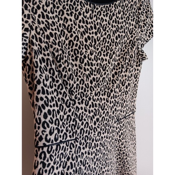 Jessica Howard Leapord Print Dress Size 8 Fit And Flare - Picture 2 of 5